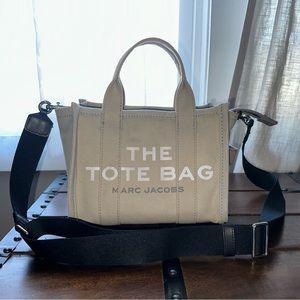 Marc Jacob’s Tote Bag Small Canvas Beige